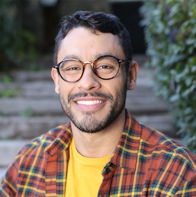 Smiling man with veneers